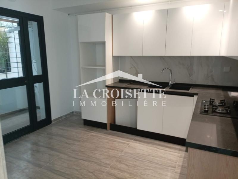 Duplex S+3 à Bhar Lazrek La Marsa